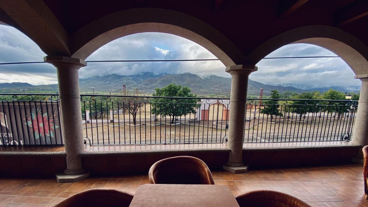 Hotel Real De Los Álamos エクステリア 写真