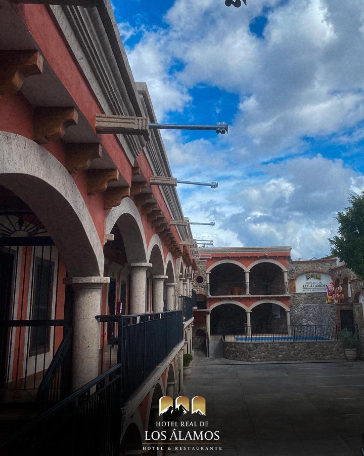 Hotel Real De Los Álamos エクステリア 写真
