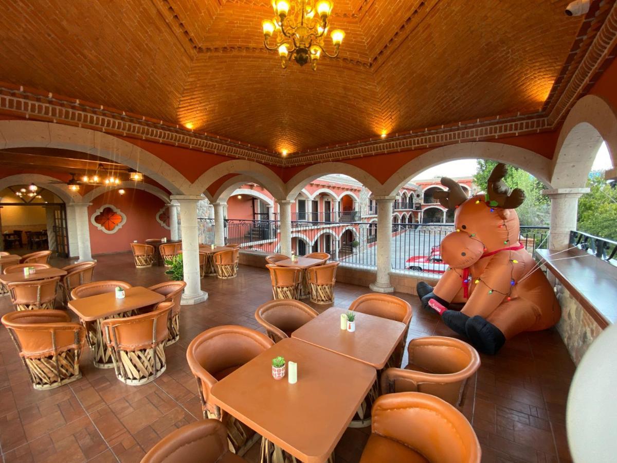 Hotel Real De Los Álamos エクステリア 写真
